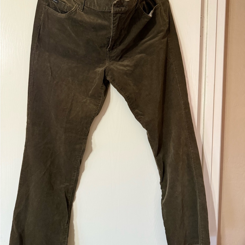 Calvin Klein Jeans Women's Corduroy Pants in Olive